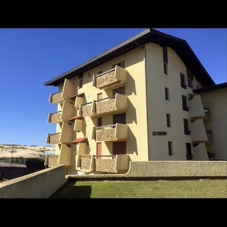 En Duplex A 50m De La Avec Wifi Apartament *