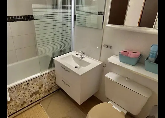 Daire En Duplex A 50m De La Avec Wifi